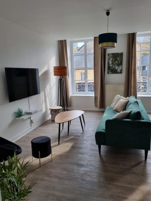 Appartement Jungle- Hypercentre -Charleville Bagian luar foto